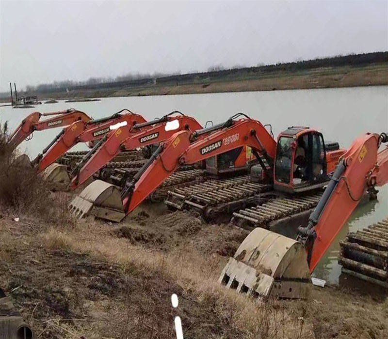 國內對于水陸挖掘機出租需求有多大？